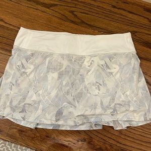 LuLu lemon tennis skirt